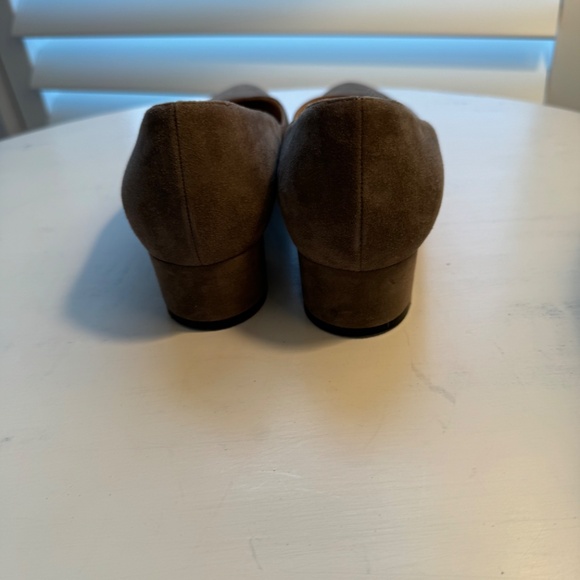 Manolo Blahnik Suede Pumps - Picture 5 of 9